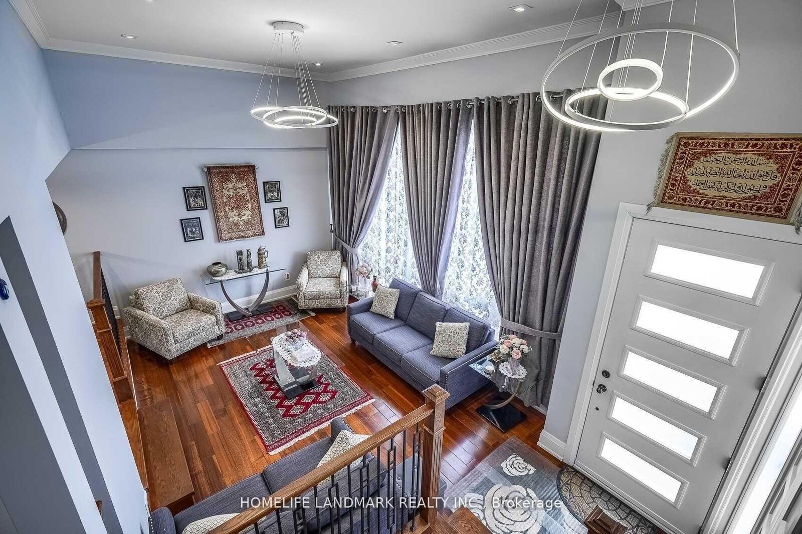 Property Photo: 1703 Shadybrook Drive ON L1V 3A3