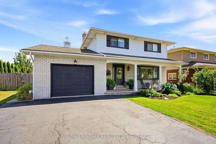 Property Photo:  29 Rose Avenue  ON L3K 2V3 