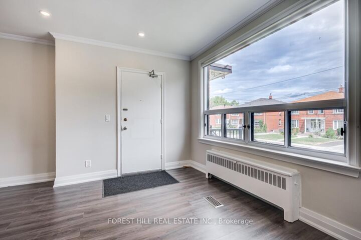 Property Photo: 11 Markdale Avenue 1 ON M6C 1S8