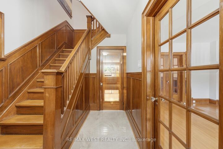 Property Photo: 280 Westmount Avenue ON M6E 3N1