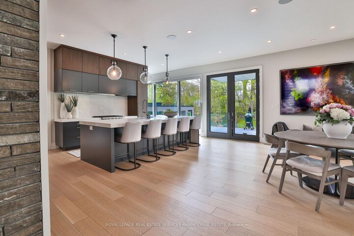 Property Photo: 1102 Crestview Street ON L6J 2C6