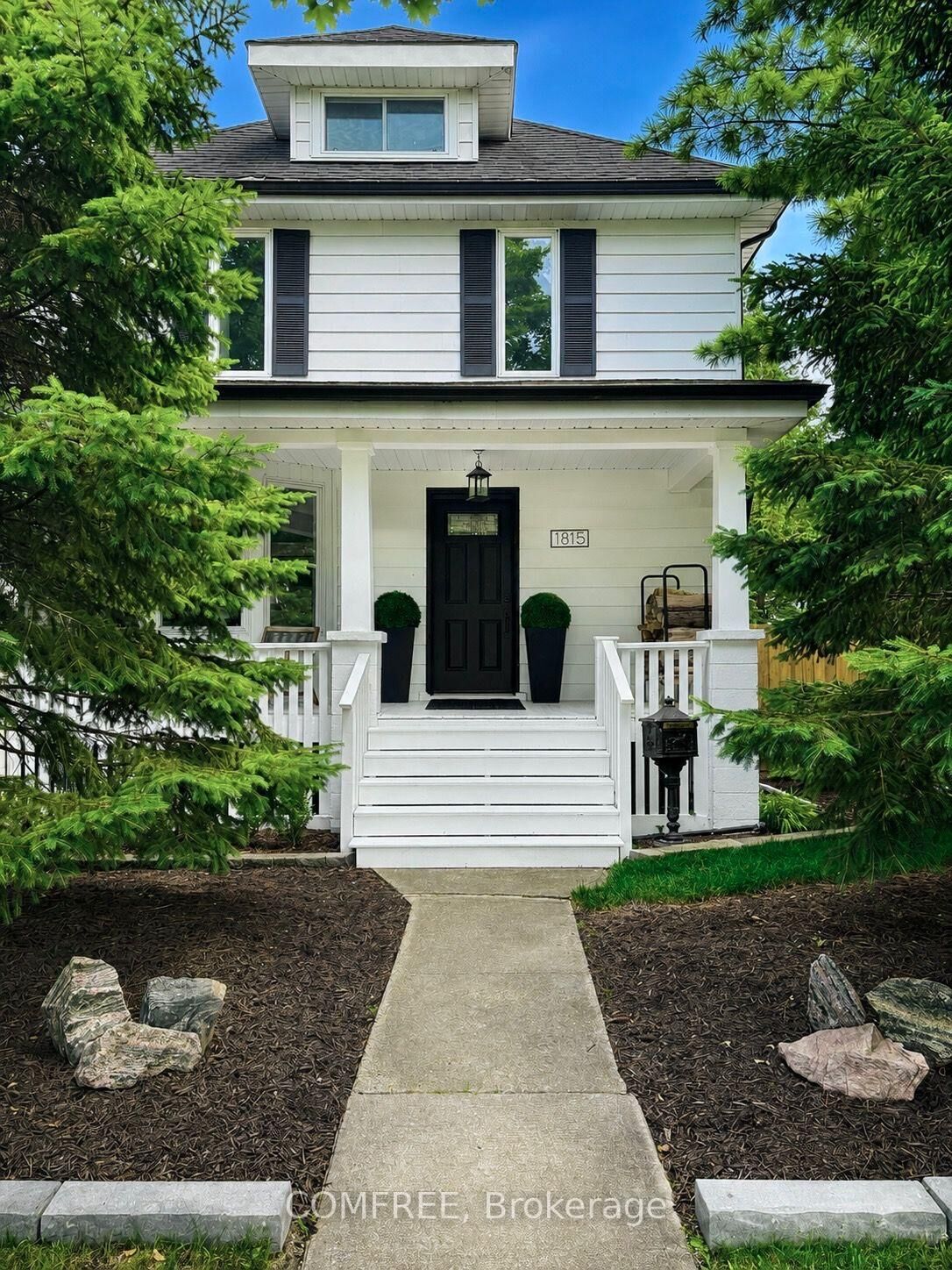 Property Photo:  1815 Iroquois Street  ON N8Y 1S1 