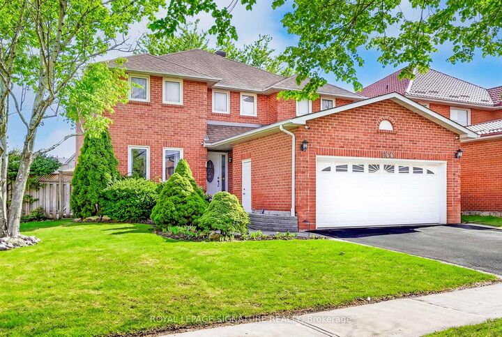 Property Photo: 566 Huntington Ridge Drive ON L5R 2X7