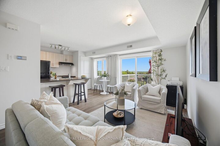 Property Photo:  7 Cityview Drive S 207  ON N1E 0R1 