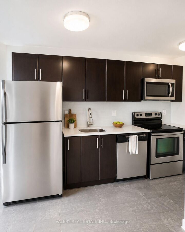 Property Photo: 2406 Queen Street E 42 ON