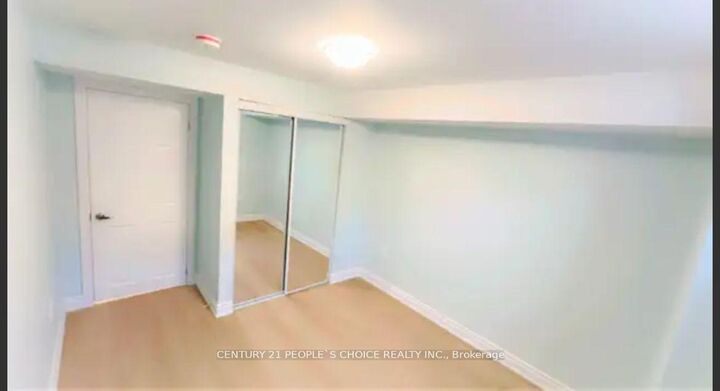 Property Photo: 3 Aldenham Street 2 ON L6X 5S2