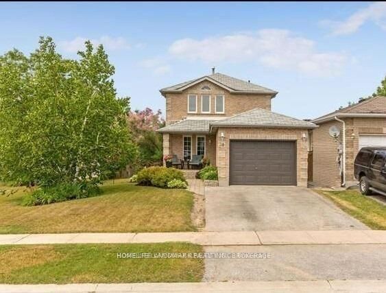 Property Photo:  38 Lucas Avenue  ON L4N 9M7 