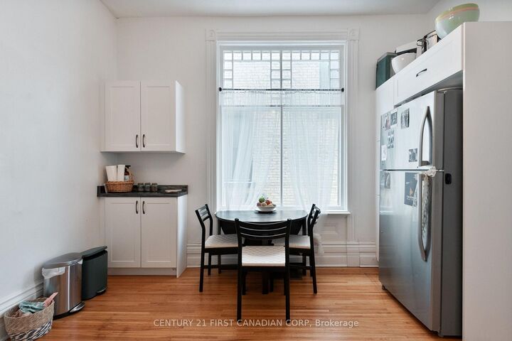 Property Photo: 578 Waterloo Street ON N6B 2P9