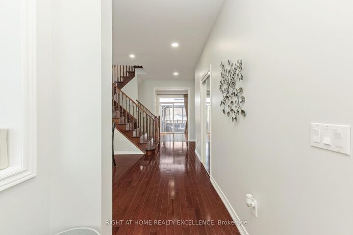 Property Photo: 17 Keeleview Crescent ON L6R 0H4