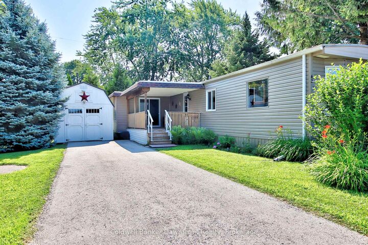 42 Cranberry Drive — photo 1