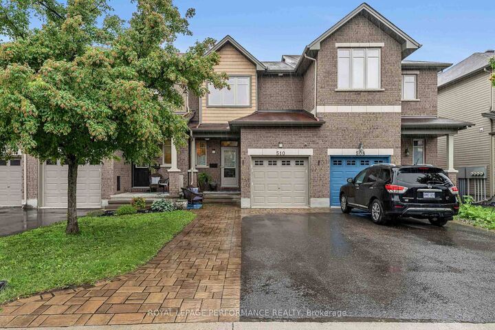 Property Photo: 510 Knotridge Street ON K1W 0C7