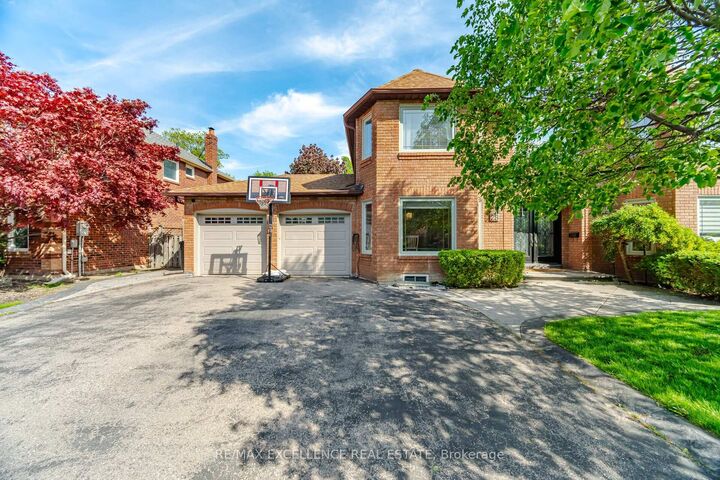 28 Ridelle Court — photo 1