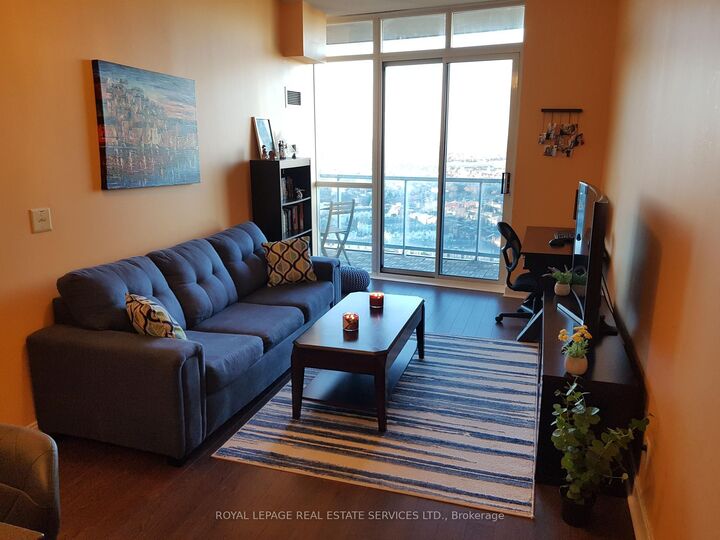 Property Photo: 90 Absolute Avenue 2401 ON L4Z 0A3