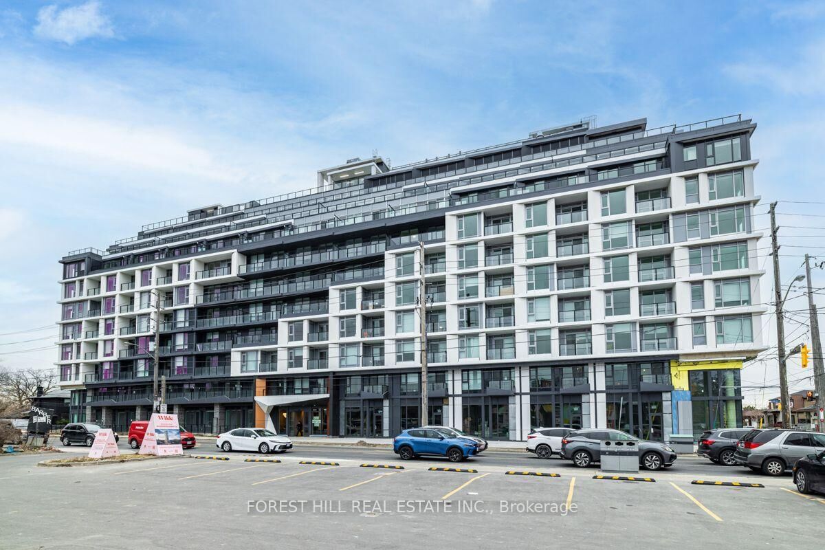Property Photo: 556 Marlee Avenue 911 ON M6B 3J4