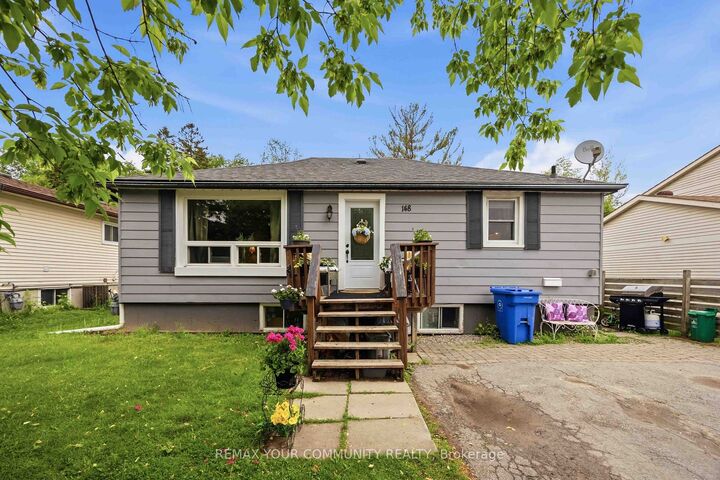 Property Photo: 148 Bayview Avenue ON L4P 2S9