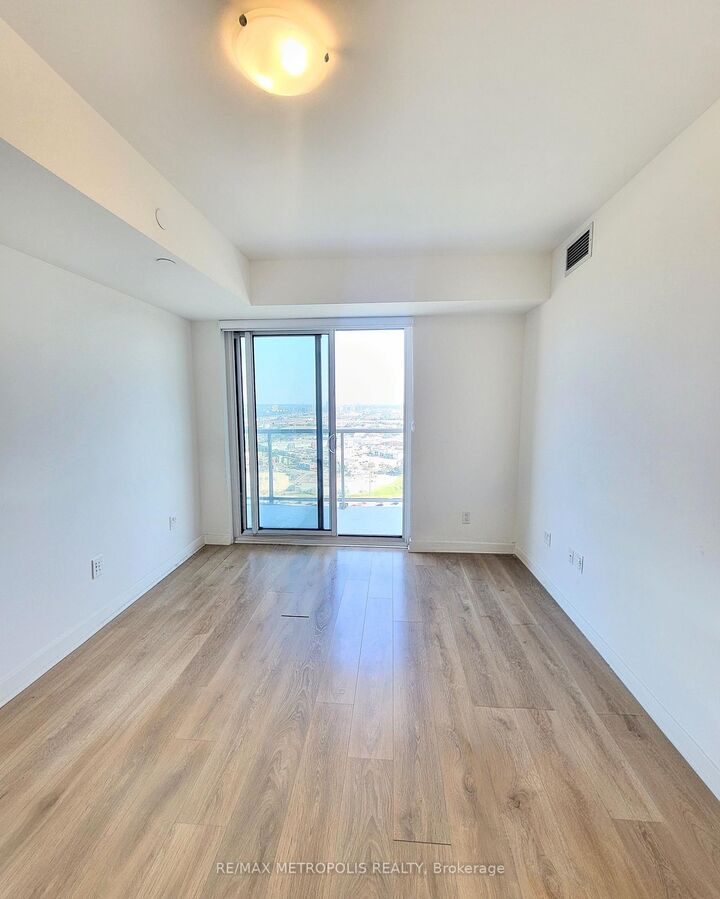Photo de la propriété:  2031 Kennedy Road 3015  ON M1T 0B8 