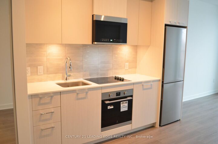 Property Photo:  30 Dreamers Way 637  ON M5A 0Y7 