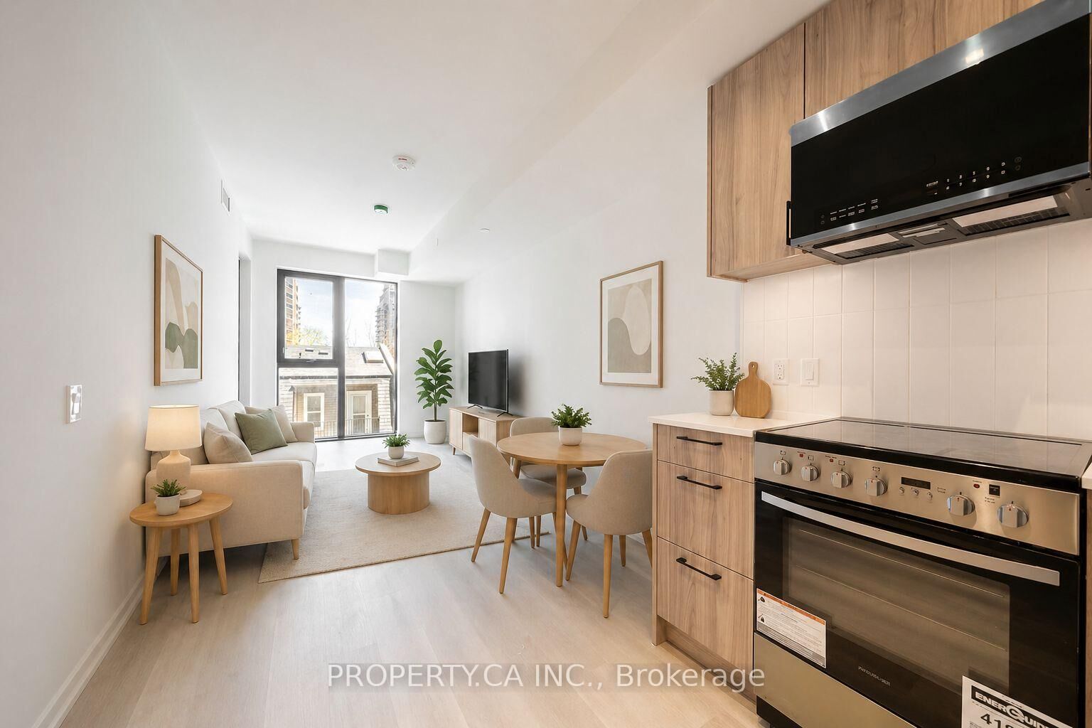 Property Photo: 109 Erskine Avenue 309 ON M4P 0G8