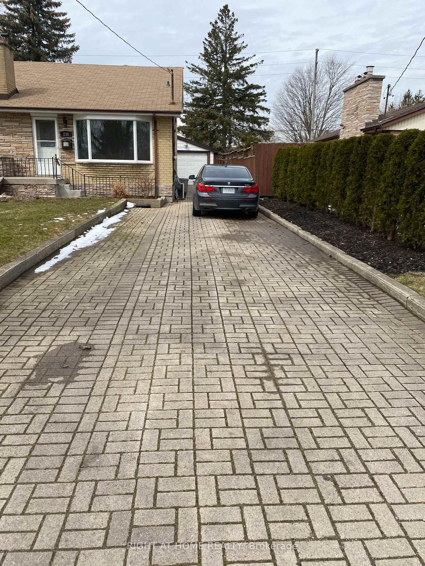 Property Photo: 238 Burnside Drive ON N5V 1B9