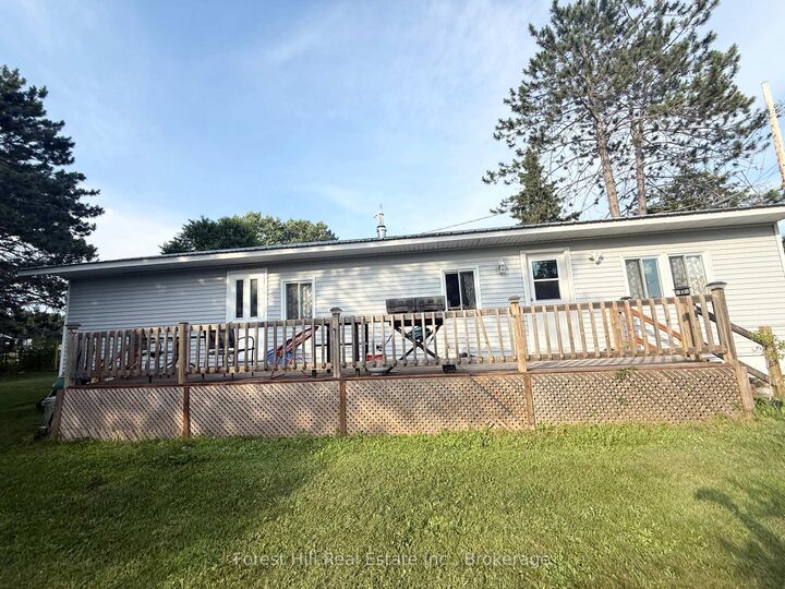 Property Photo: 43 Davis Drive ON P0H 1Y0