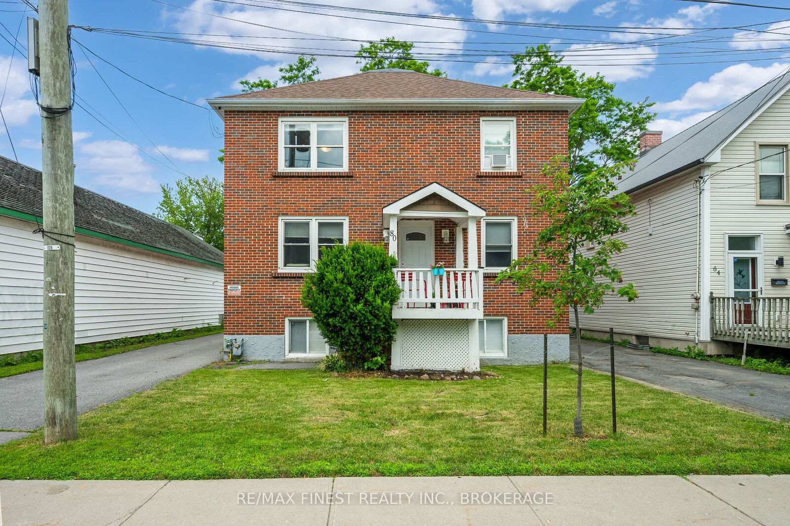 Property Photo: 80 Thomas Street ON K7K 2E3