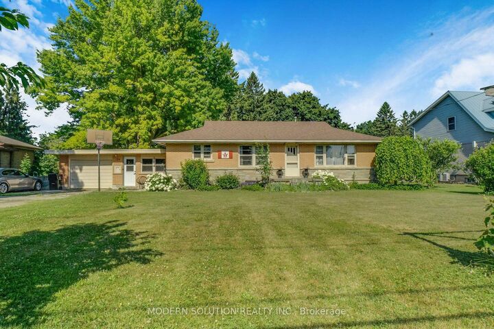 Property Photo: 124 Northside Drive ON N0B 2N0