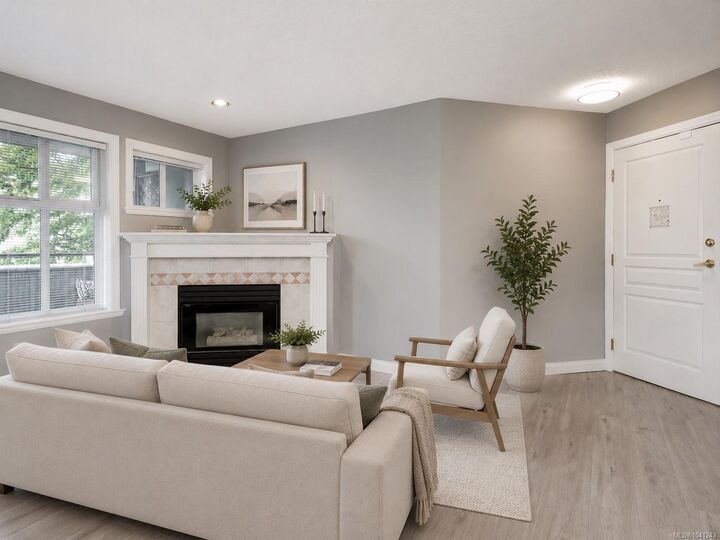 Property Photo:  1580 Christmas Ave #203  BC V8P 2X2 