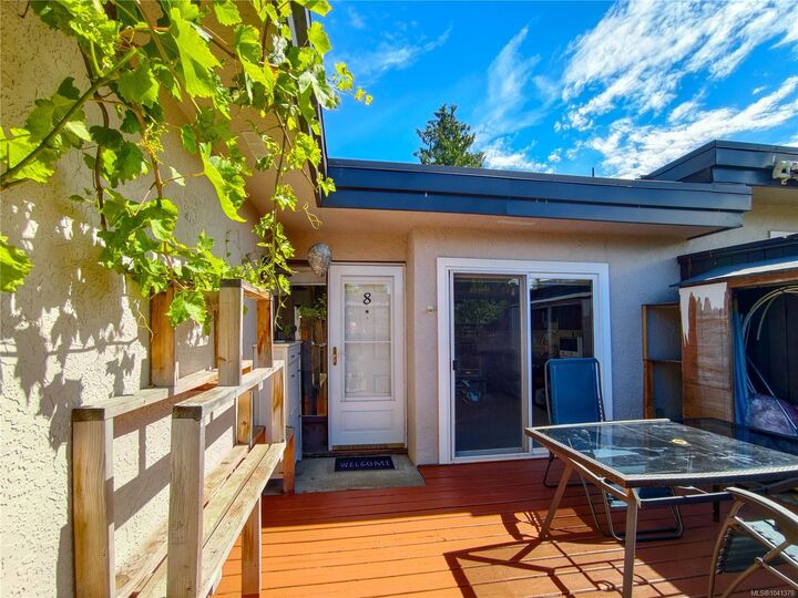 3060 Harriet Rd #8 — photo 1