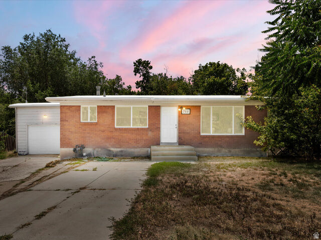 Property Photo:  755 E 41st St S  UT 84403 
