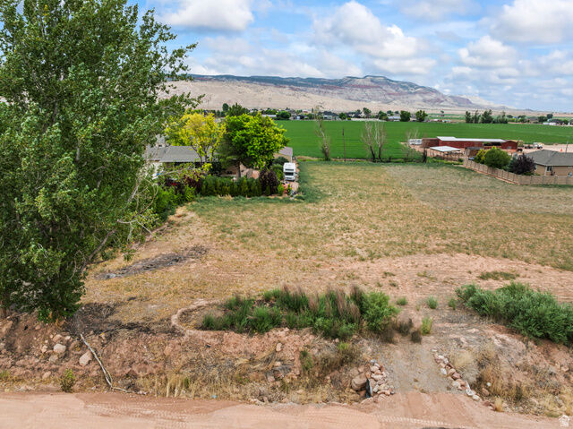 Property Photo:  545 E 700 N  UT 84701 