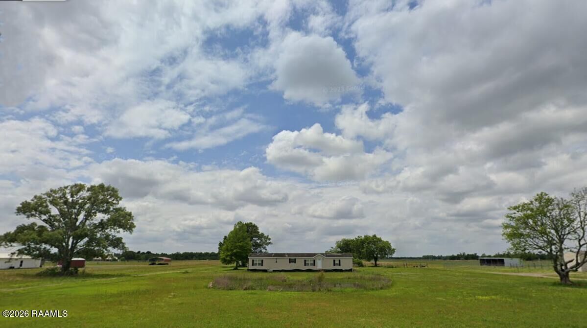 Property Photo: 2535 Higginbotham Highway LA 70525