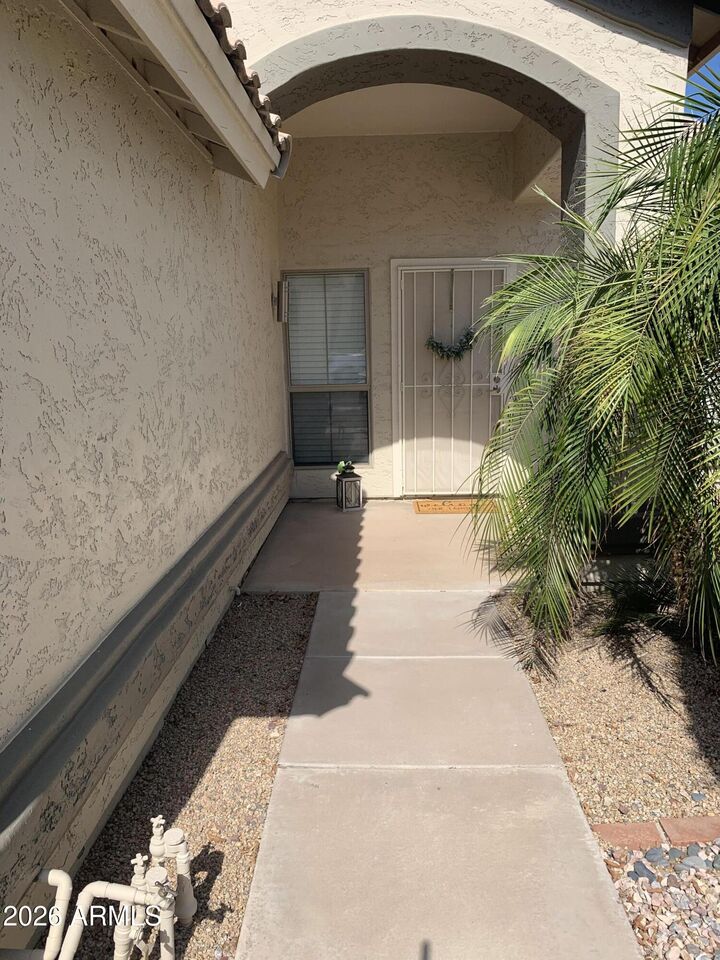 Property Photo:  742 N Harmony Avenue  AZ 85234 