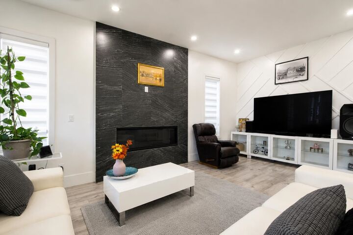Property Photo: 19240 Aloha Drive BC V4N 6T9