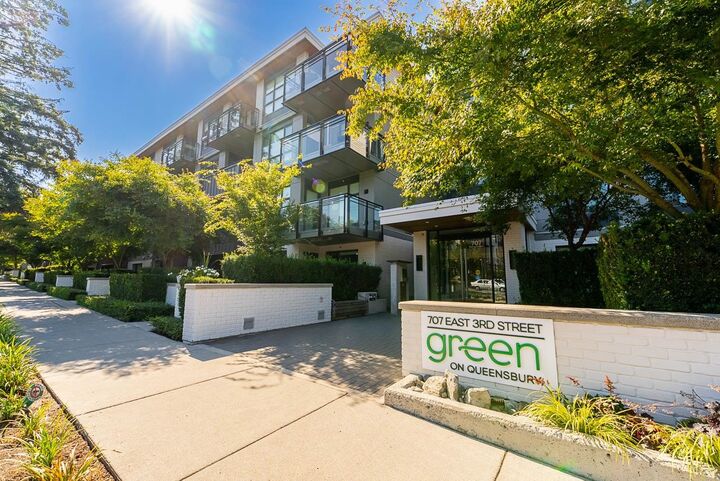 Property Photo: 707 E 3rd Street 107 BC V7L 1G8