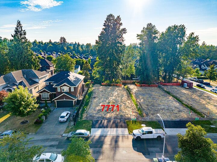 7771 147A Street — photo 1