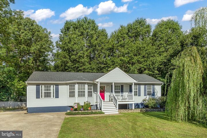 Property Photo:  607 Wright Drive  VA 22546 