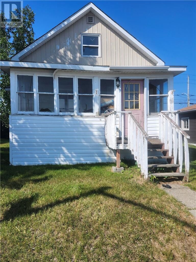 Property Photo:  67 Young Street  ON P0M 1H0 