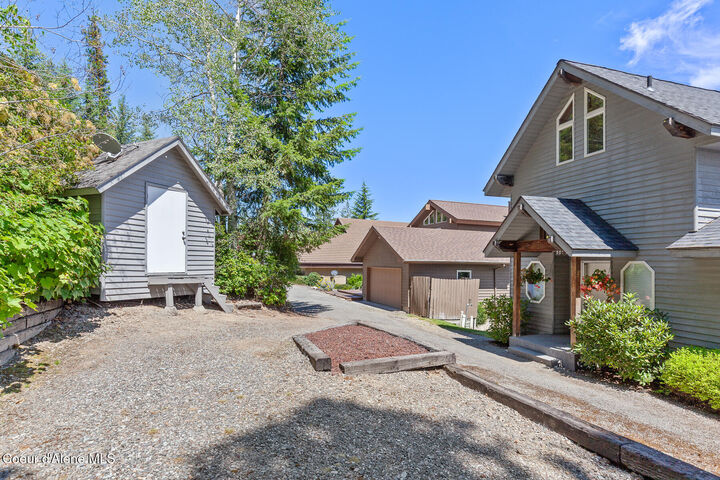 Property Photo:  9001 W Forest Shores Rd  ID 83814 