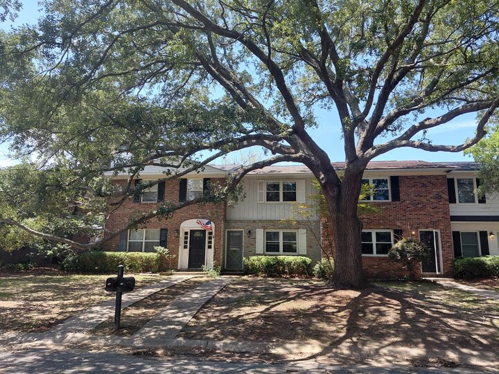 Property Photo:  728 Harbor Lane  SC 29464 