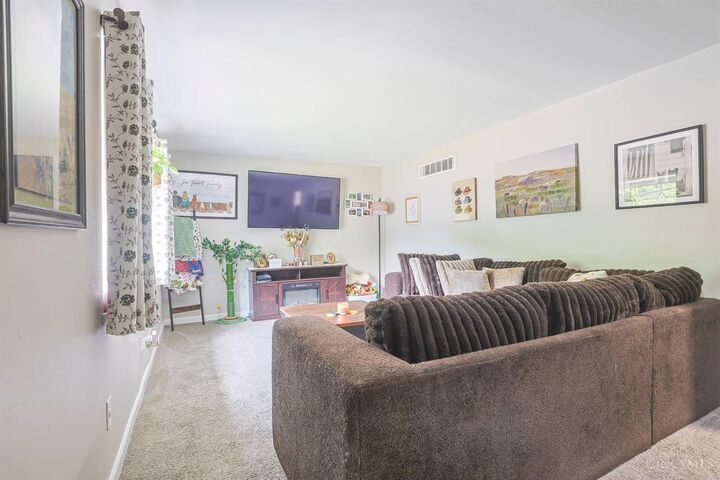 Property Photo:  4045 Delhi Avenue  OH 45204 
