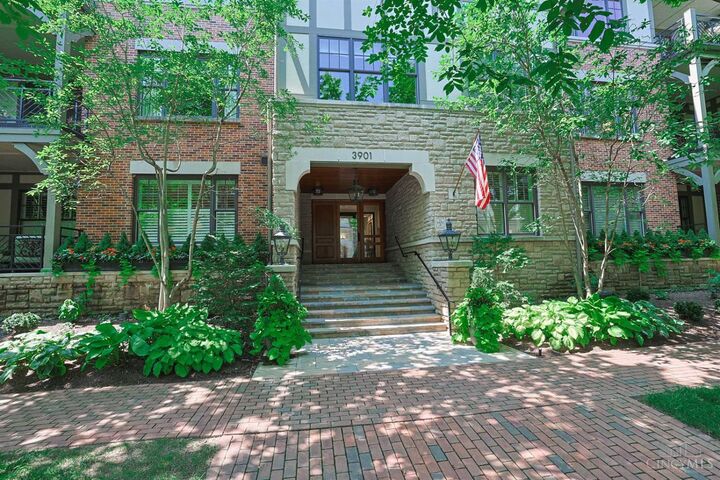 Property Photo:  3901 West Street  OH 45227 