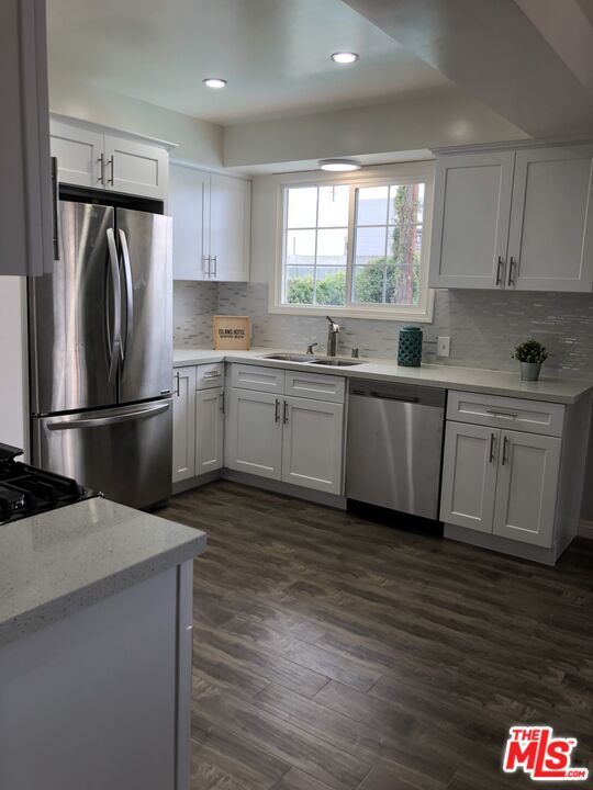 Property Photo:  16944 Calahan St  CA 91343 