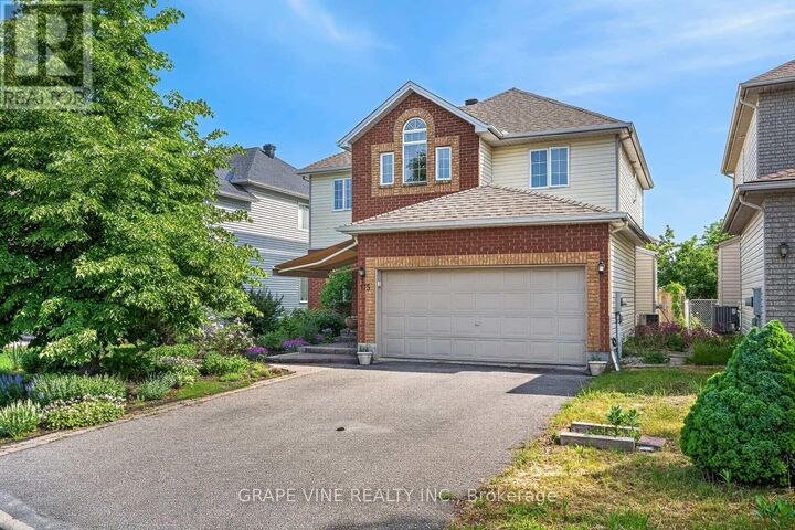 175 Allanford Avenue — photo 1