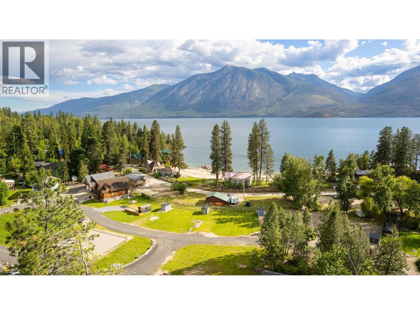 Property Photo:  290 Laguna Crescent  BC V0B 1A1 