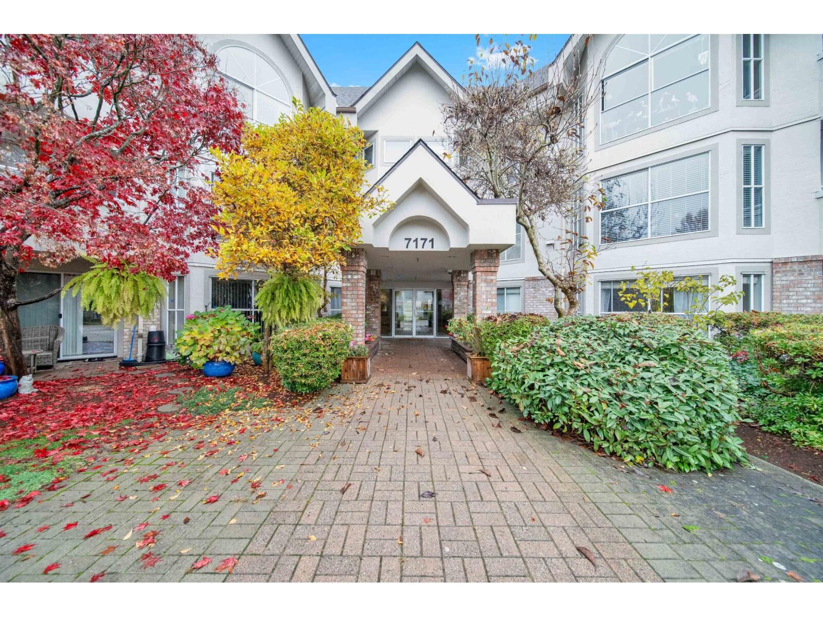 Property Photo: 7171 121 Street 216 BC V3W 1G9