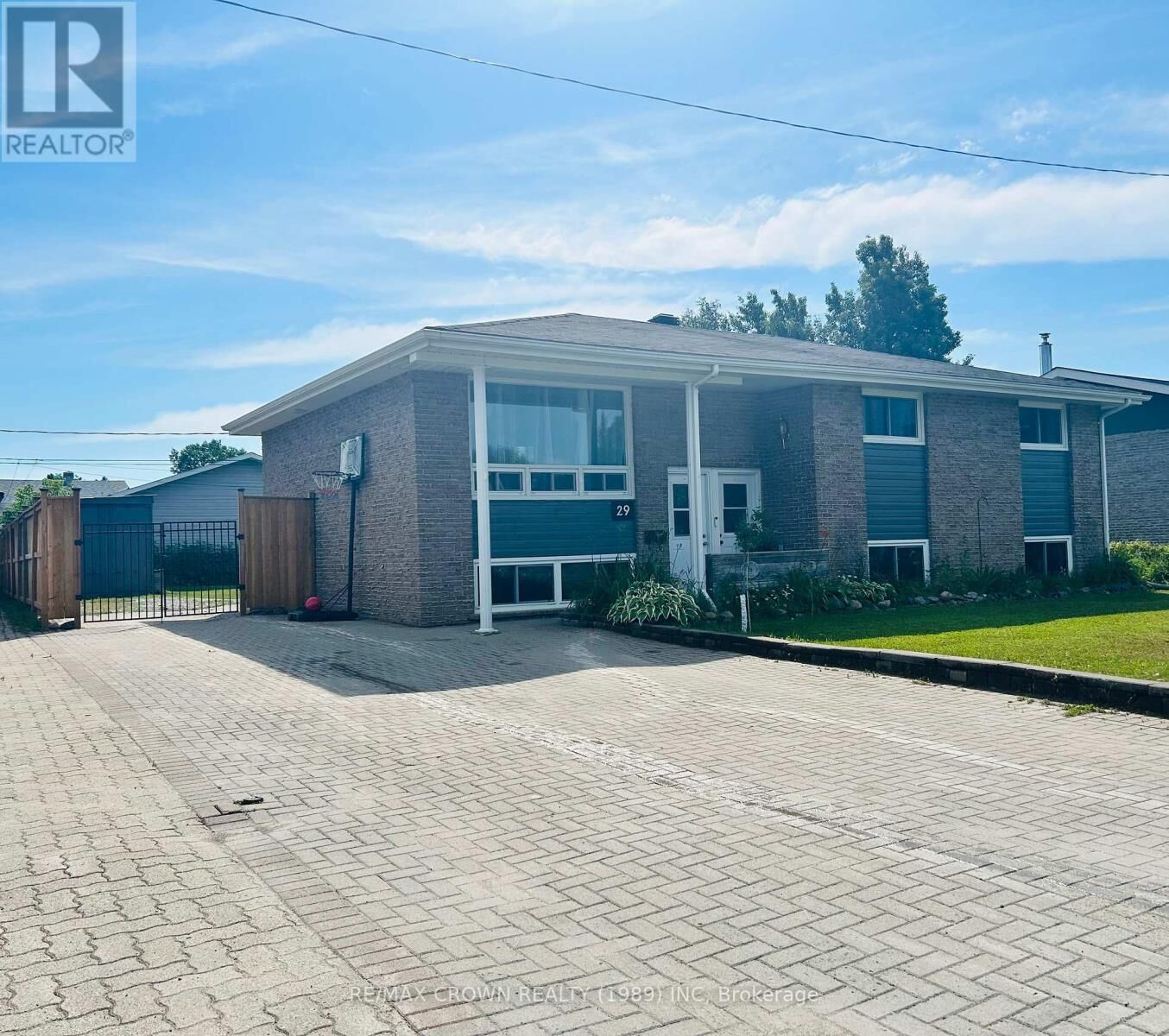 Property Photo:  29 Kennedy Avenue  ON P5N 1M1 