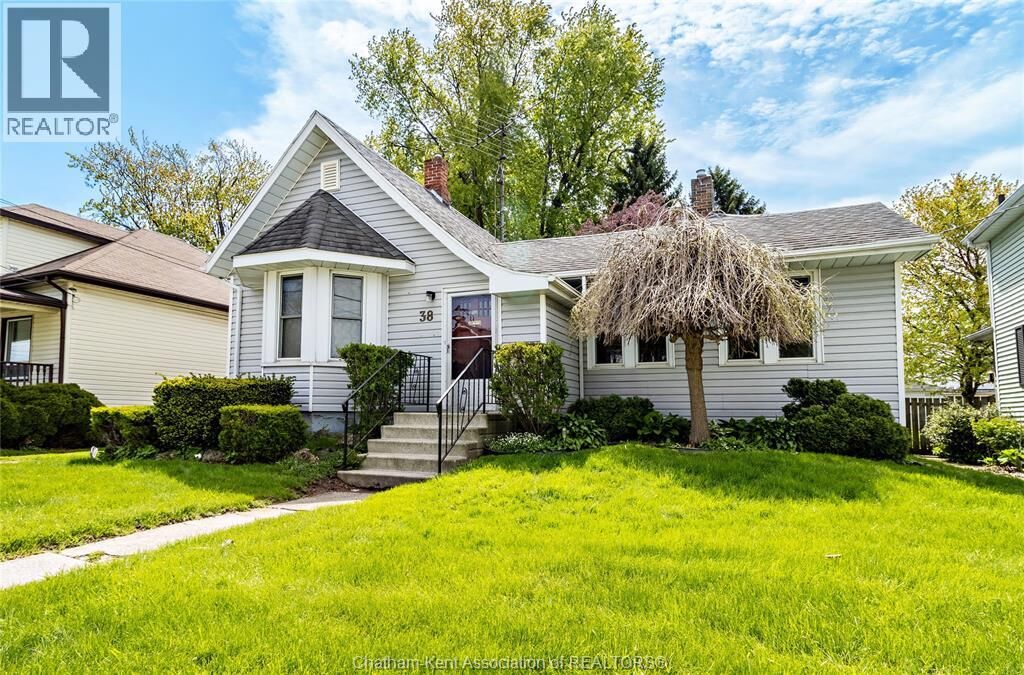 Property Photo:  38 Barthe Street  ON N7L 1T4 