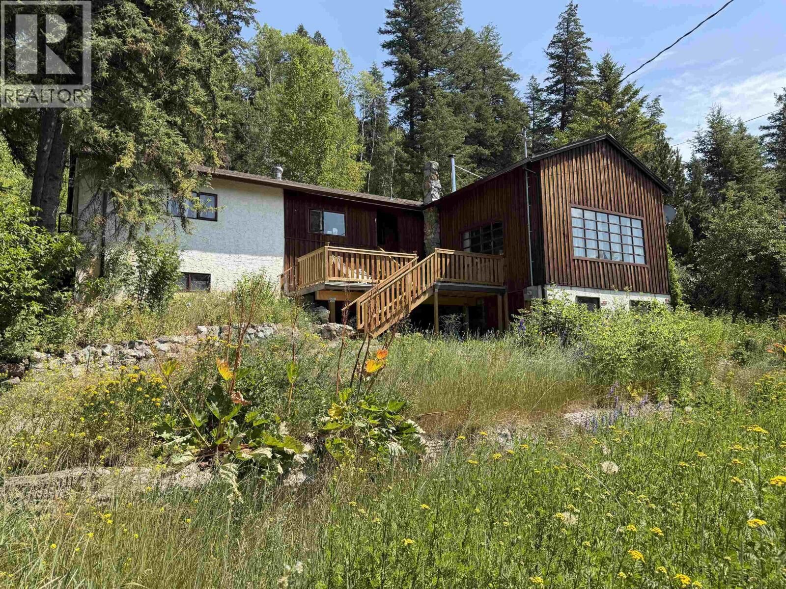 Property Photo: 1575 Soda Creek Townsite Road BC V2G 5A4