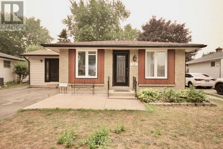 Property Photo:  54 Nicholas Crescent  ON N6E 2E9 