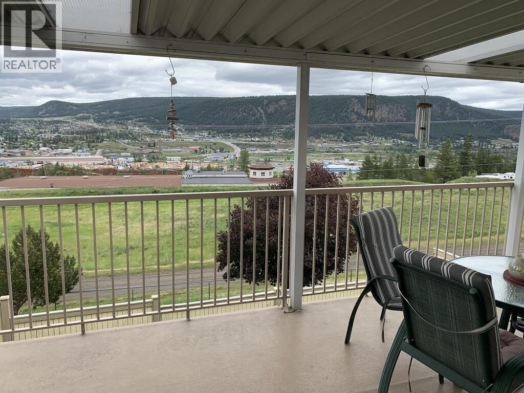 Property Photo: 500 Wotzke Drive 54 BC V2G 4S9